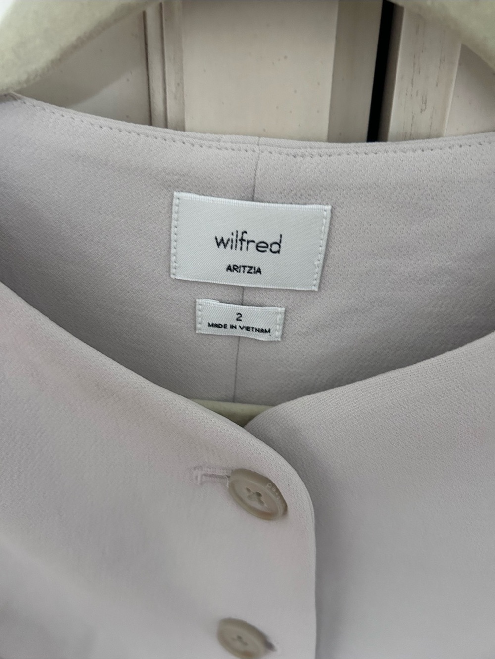Aritzia Regal Vest in Matte Pearl - Picture 5 of 7